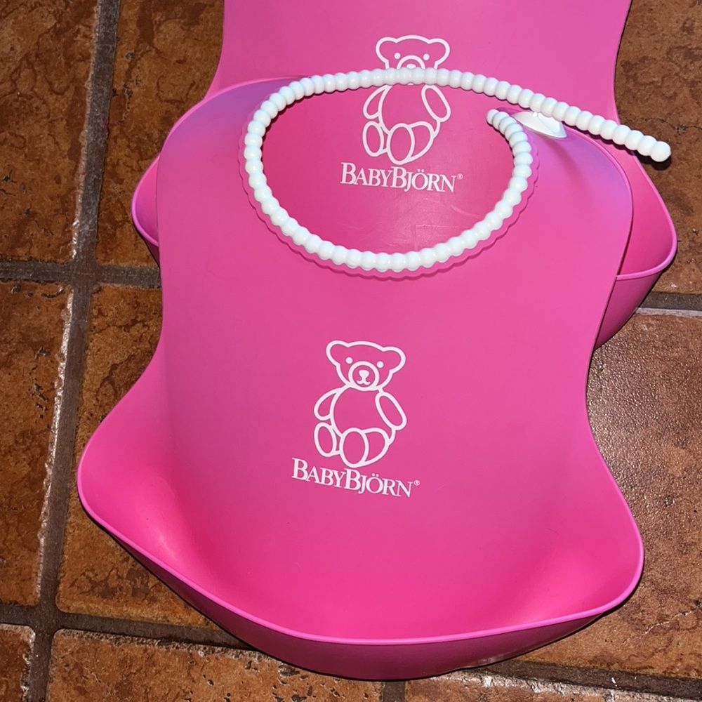 Bibs!! - Picture 2 of 3